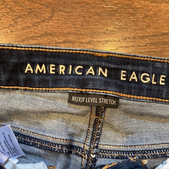 American Eagle Next Level Stretch Super Hi Rise Jeggings. - Picture 2 of 3